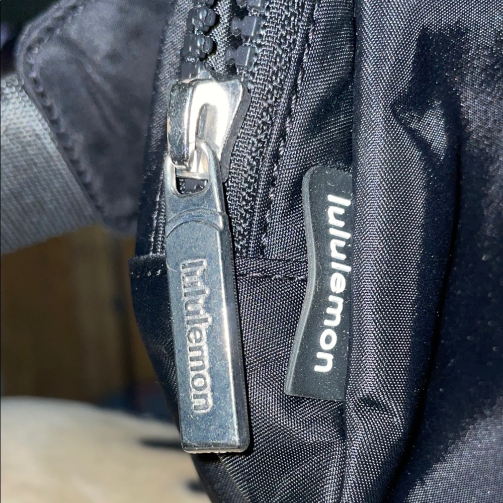 lululemon athletica Black Woman’s  Bag - Picture 3 of 11